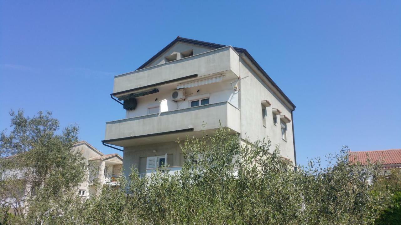 Apartments Booky Novalja Zewnętrze zdjęcie