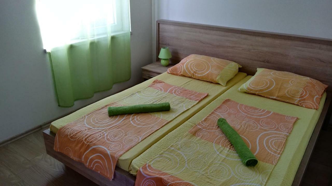 Apartments Booky Novalja Zewnętrze zdjęcie